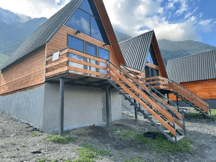 A&B Cottages Stepancminda Exteriér fotografie