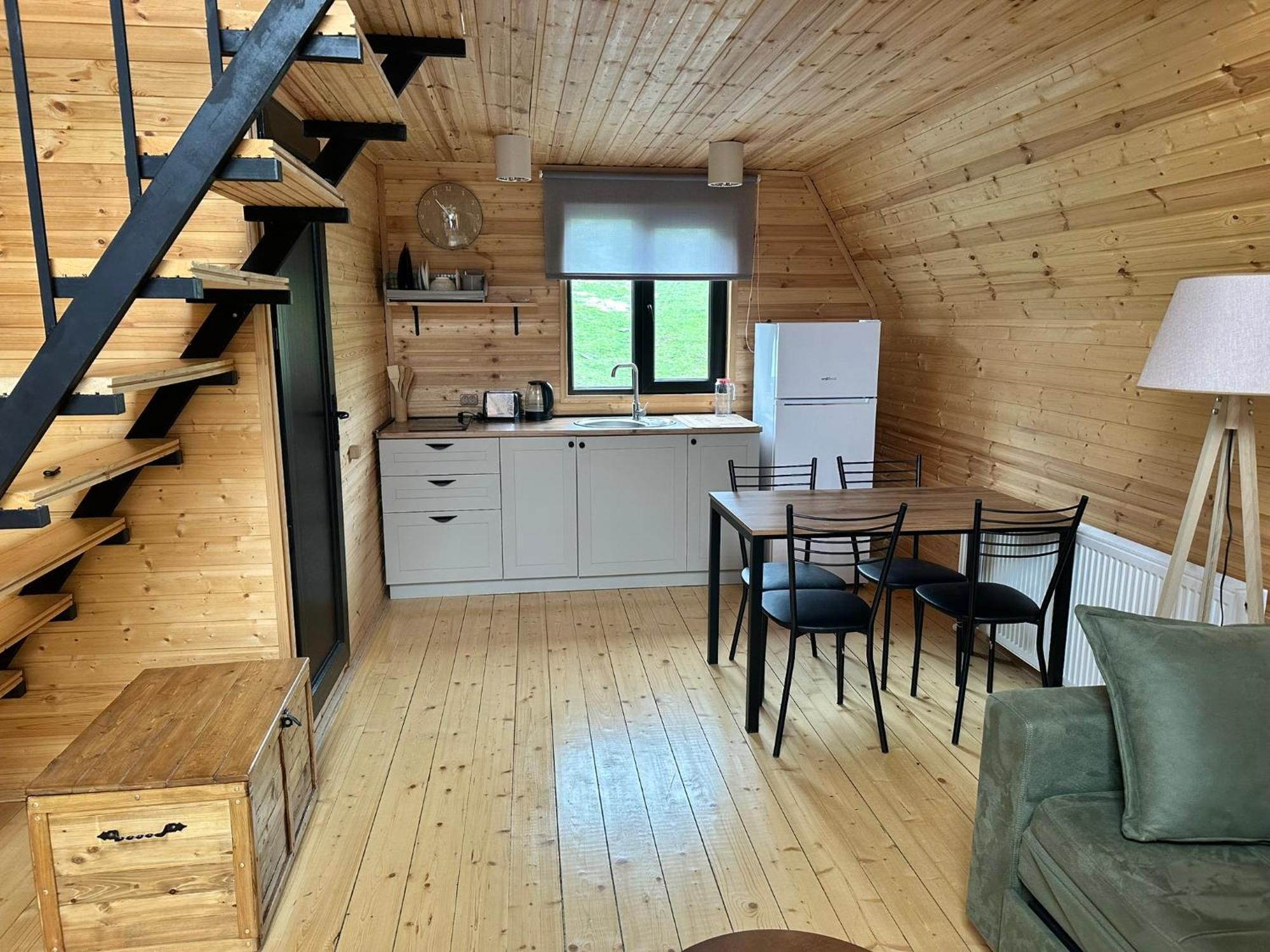 A&B Cottages Stepancminda Exteriér fotografie