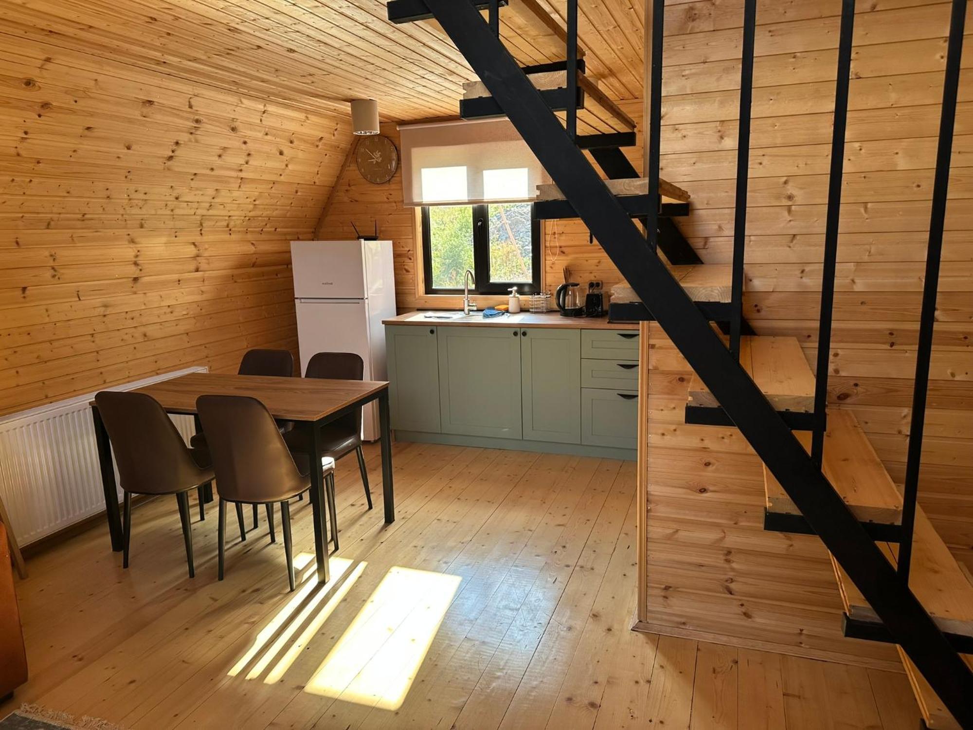 A&B Cottages Stepancminda Exteriér fotografie